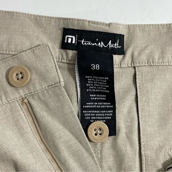 Travis Mathew Hefner 2.0 Shorts Size 38 Khaki Tan Beige - Picture 5 of 6